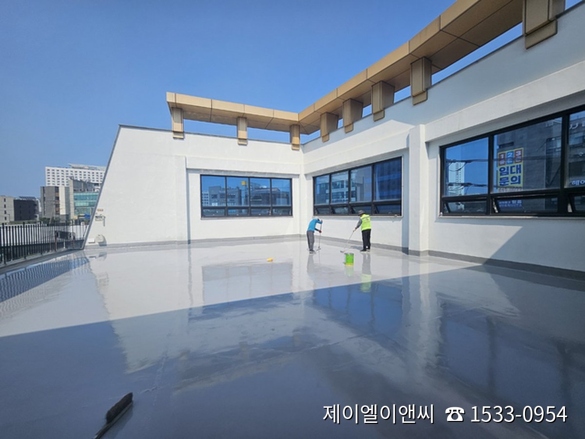화성 ○○프라자 옥상 우레탄방수 시공 현장
